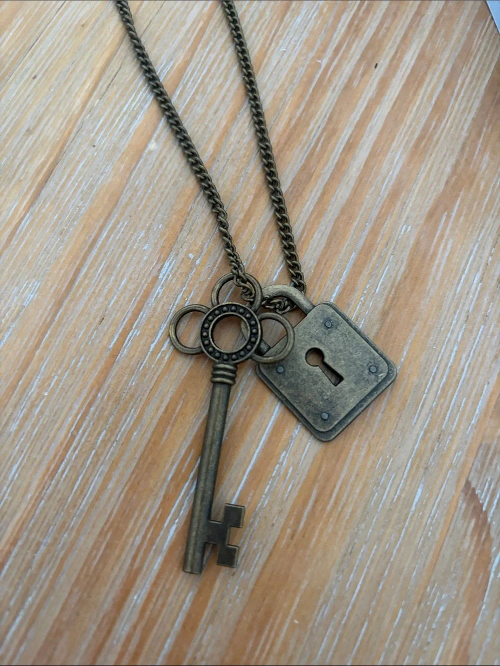 Antique-Style Key and Padlock Pendant Necklace - Brass Tone